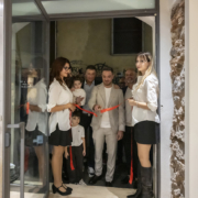 Taglio del nastro per l’inaugurazione di Moretti Compact Home da Cappadonna Mobili a Catania